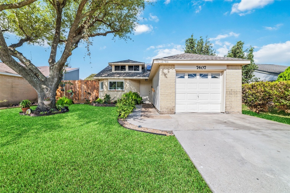 7407 Brookleaf Dr, Houston, TX 77041 - photo 1