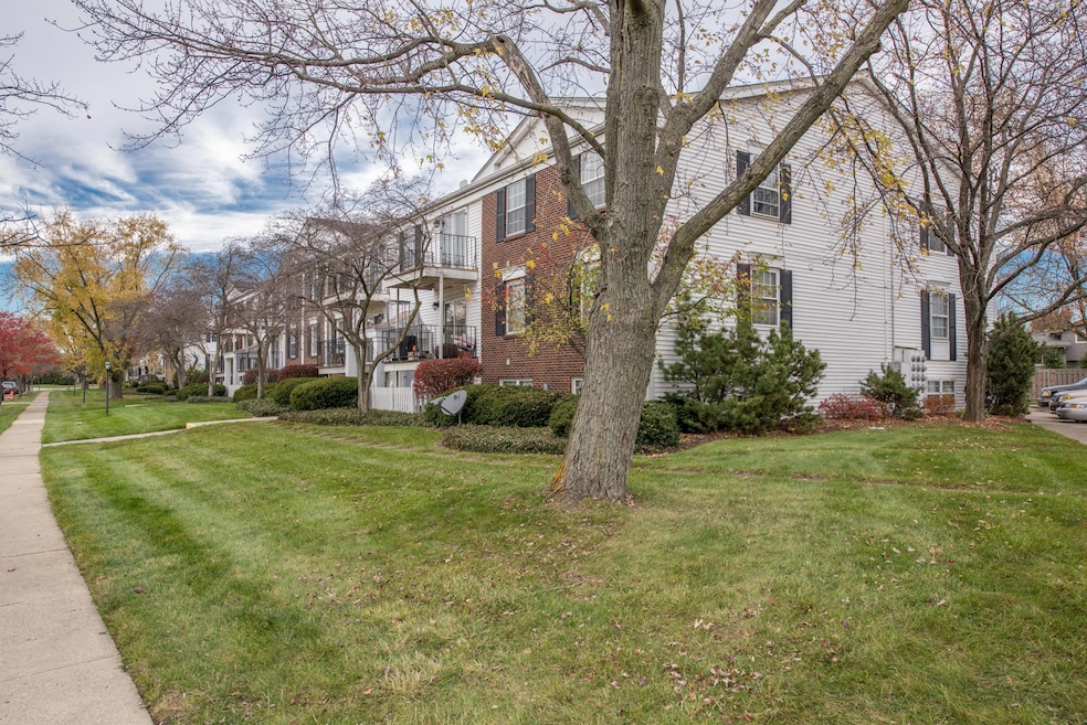 1_1520_Slade_Ave