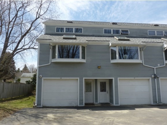 3D Hall St unit D, Dover, NH 03820 - photo 1