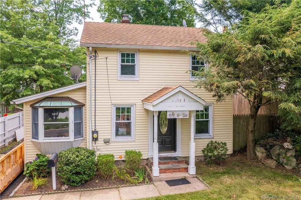 662 Newfield Ave, Stamford, CT 06905 - photo 1