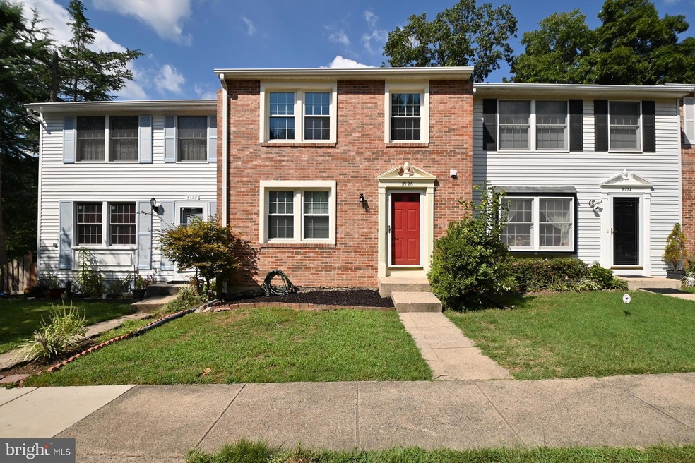 8126 Parkdale Ct, Springfield, VA 22153 - photo 1