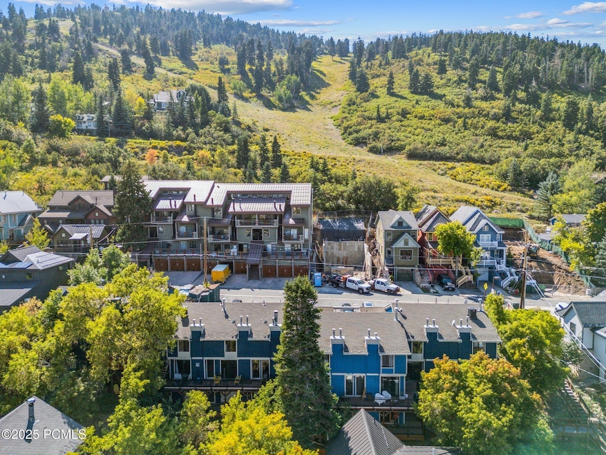 15_470 Woodside Ave, Park City_Drone001