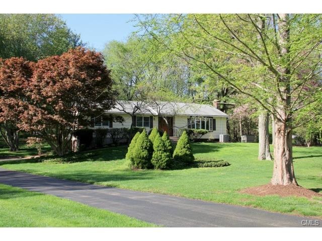36 Coram Ct, Milford, CT 06461 - photo 1