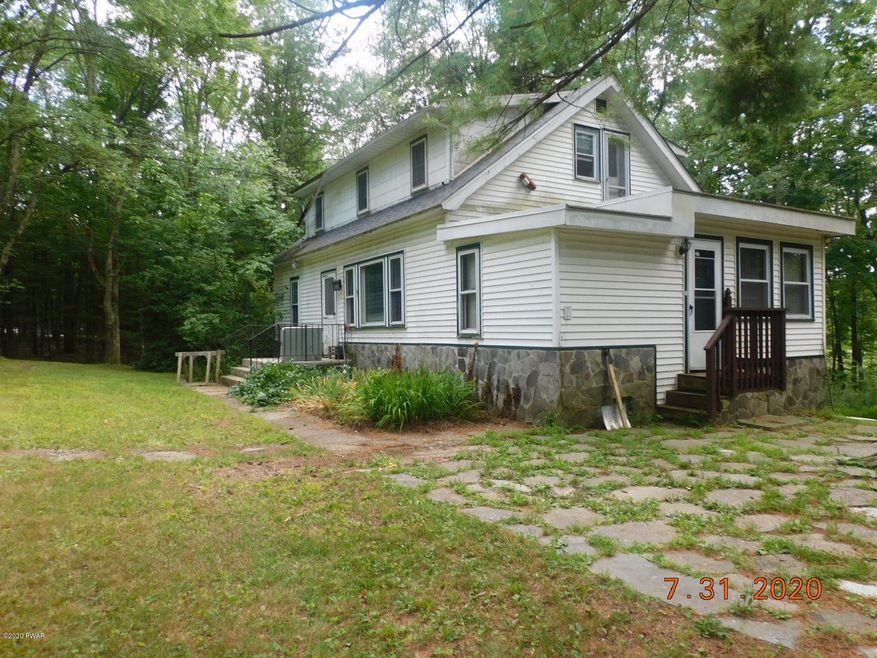 1855 Pennsylvania 739, Dingmans Ferry, PA 18328 - photo 1