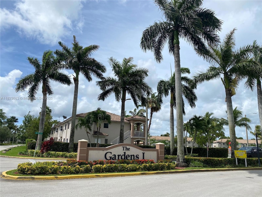 1250 SE 28th Ct unit 203, Homestead, FL 33035 - photo 1