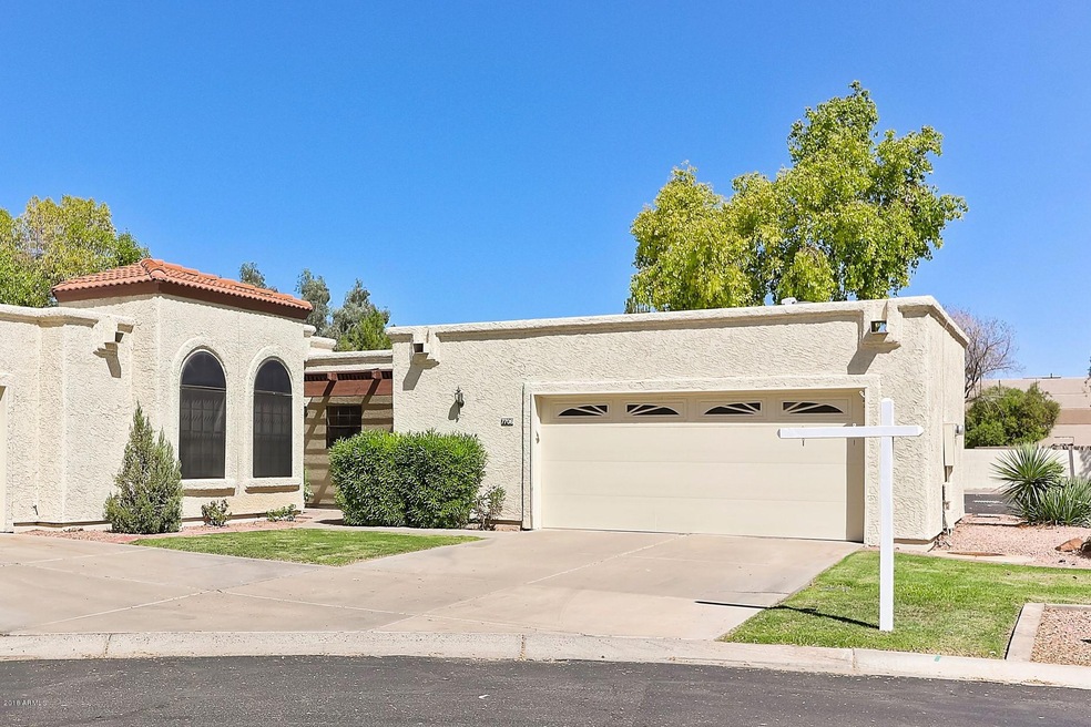 7706 S Kachina Dr, Tempe, AZ 85284 - photo 1