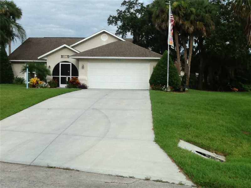 121 Curtis Cir, Sebastian, FL 32958 - photo 1