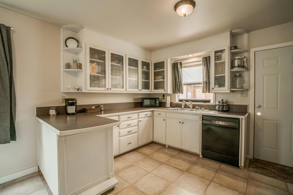 806N15thSt_0001
