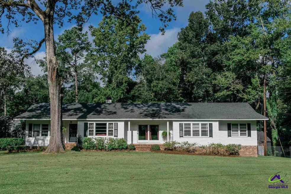 652 Bass Rd, Macon, GA 31210 - photo 1