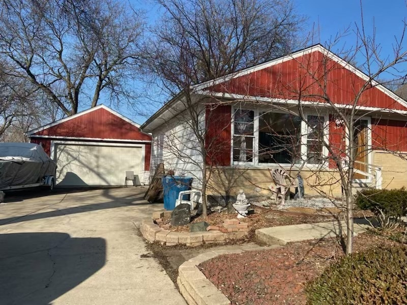 553 W Comstock Ave, Elmhurst, IL 60126 - photo 1