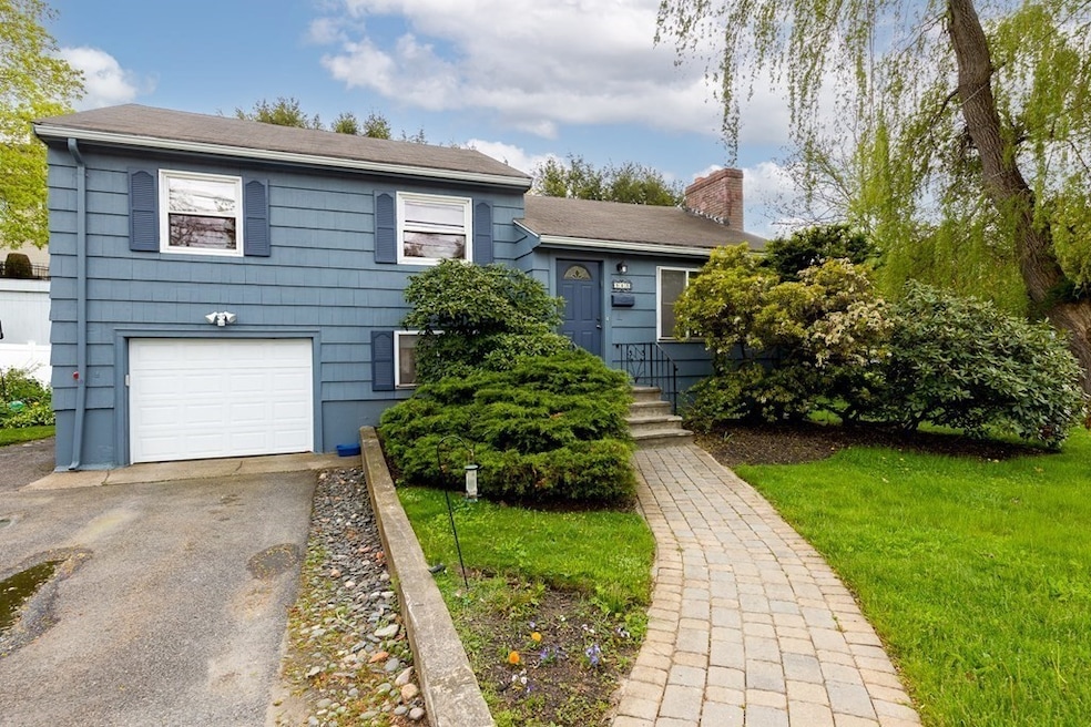 315 Paradise Rd, Swampscott, MA 01907 - photo 1