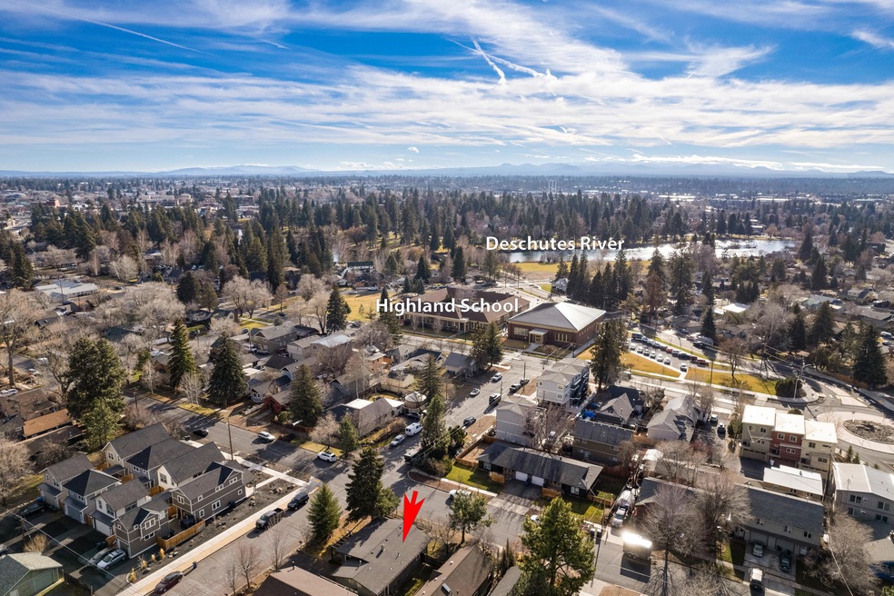 1501 NW 8th St, Bend, OR 97701 - photo 1