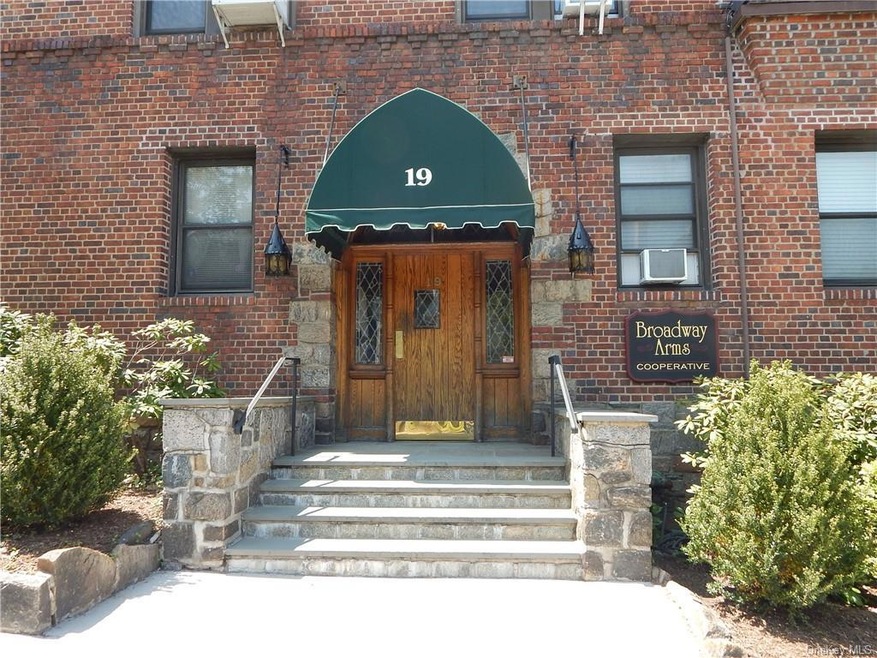 19 S Broadway unit 5E, Tarrytown, NY 10591 - photo 1