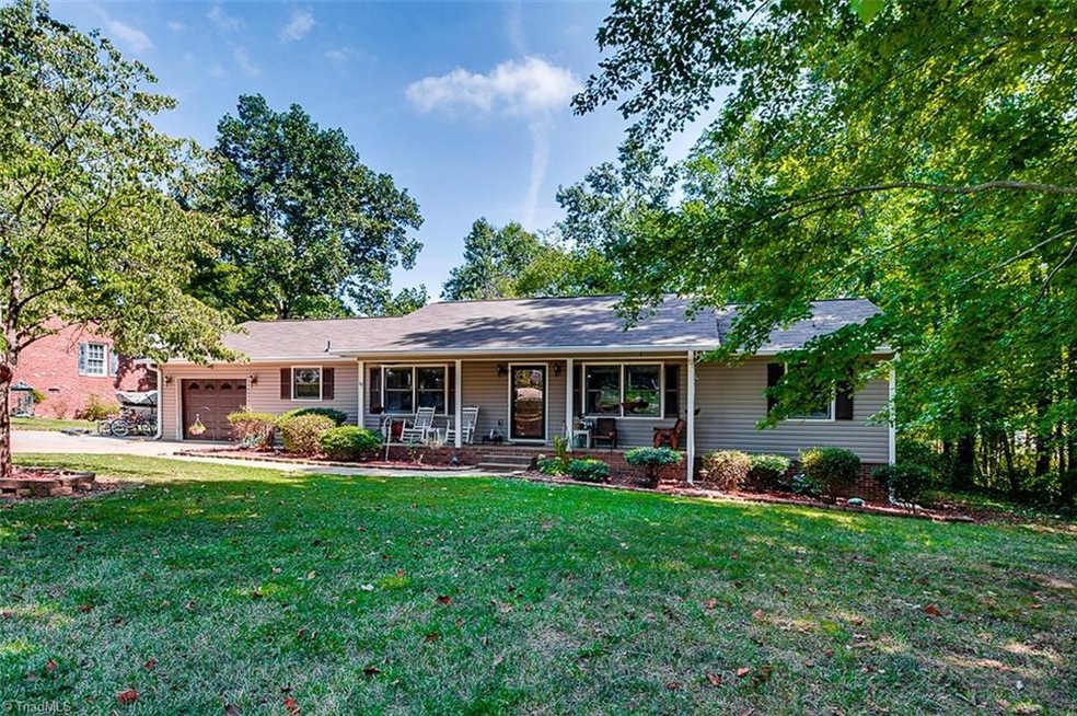 2013 Sunny Ln, Asheboro, NC 27205 - photo 1