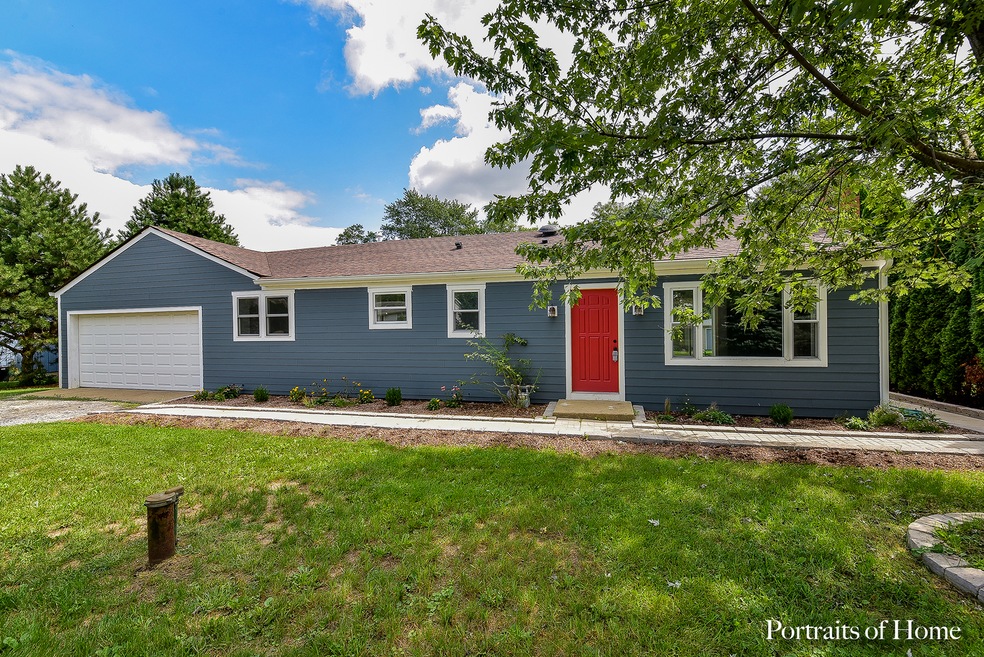 Welcome home to 2N255 Pleasant Ave.