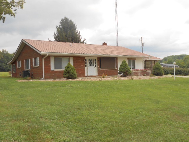13964 N 1025 E, Odon, IN 47562 - photo 1