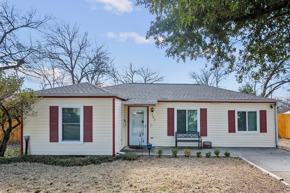 505 Chickapoo Trace, Grand Prairie, TX 75051 - photo 1