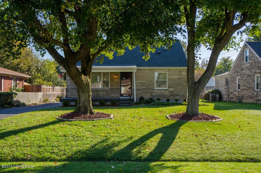 Welcome to 7725 Jonquil Dr!