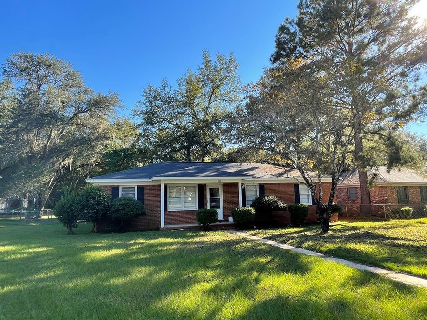 1916 Avalon Ave, Albany, GA 31707 - photo 1