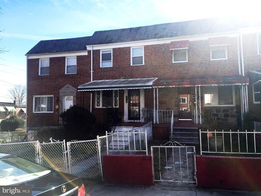 3903 Rokeby Rd, Baltimore, MD 21229 - photo 1