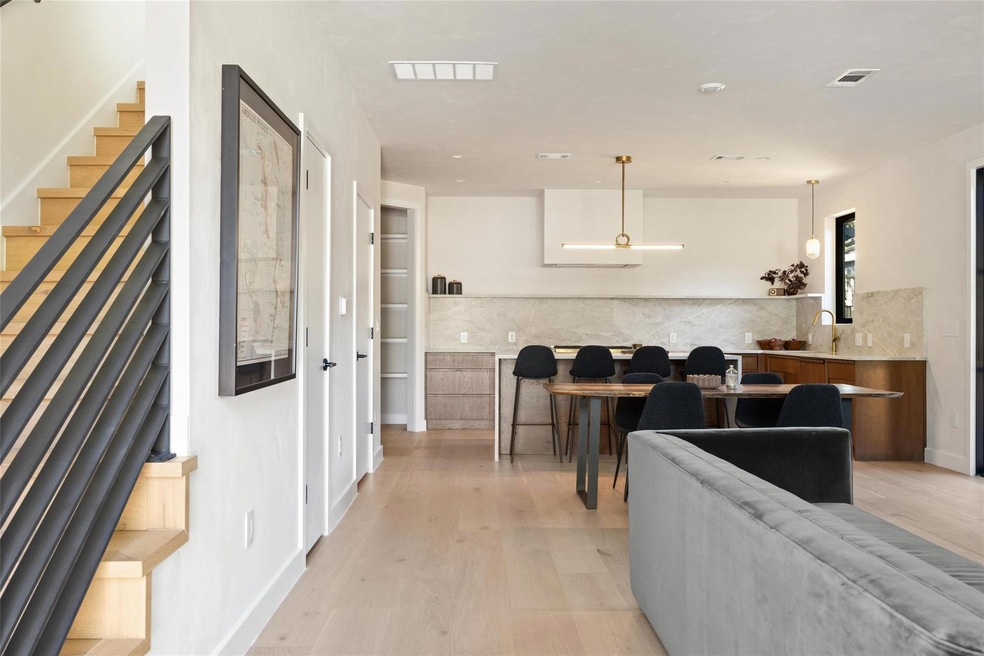 2305 E 21st St unit 2, Austin, TX 78722 - photo 1