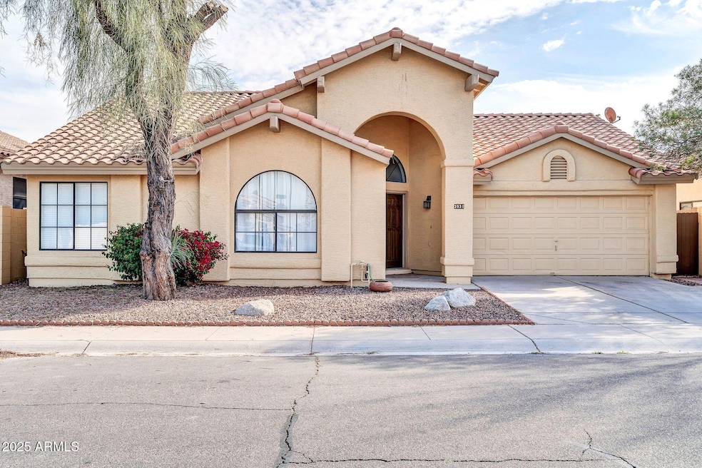 3531 N 108th Ave-1