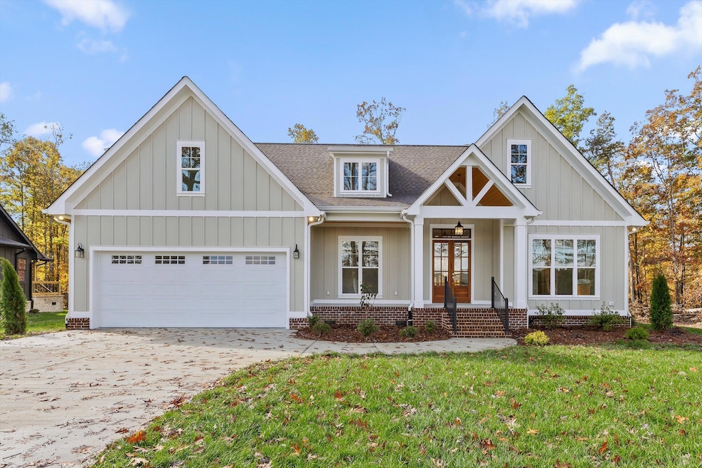 For Sale $650,000 • Co-Listing Agent