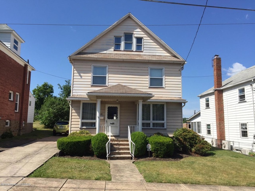 24 Regina St, Hanover Township, PA 18706 - photo 1