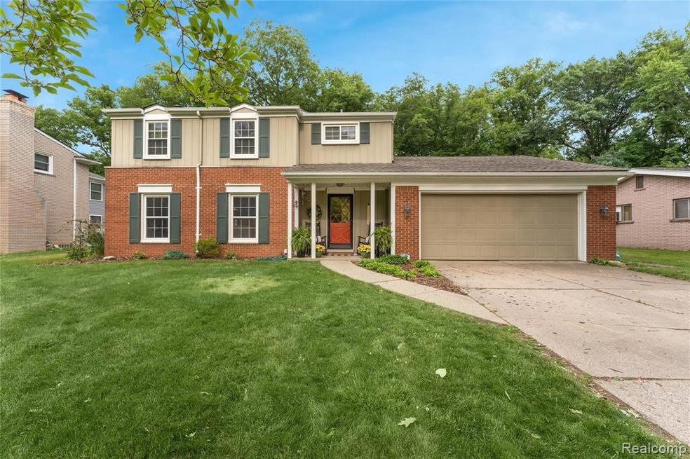 Welcome to 20445 Canal Street, Grosse Ile, MI