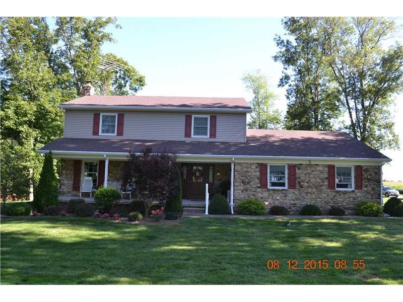 1069 Country Club Dr, Greensburg, IN 47240 - photo 1