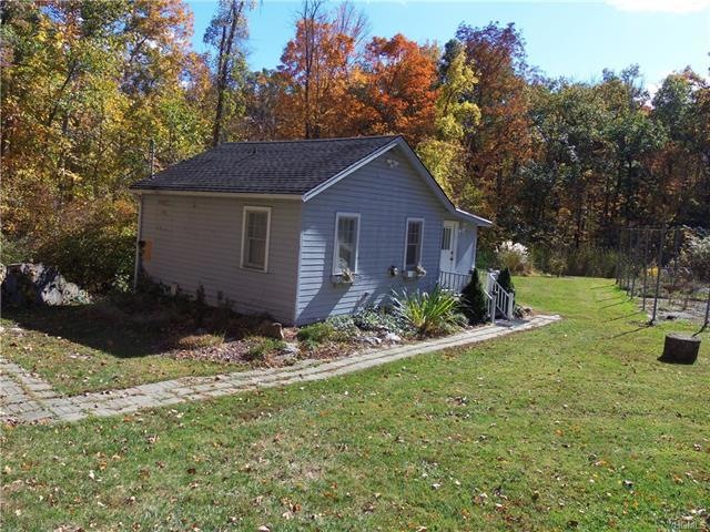 1091 Farmers Mills Rd unit 1095, Carmel, NY 10512 - photo 1