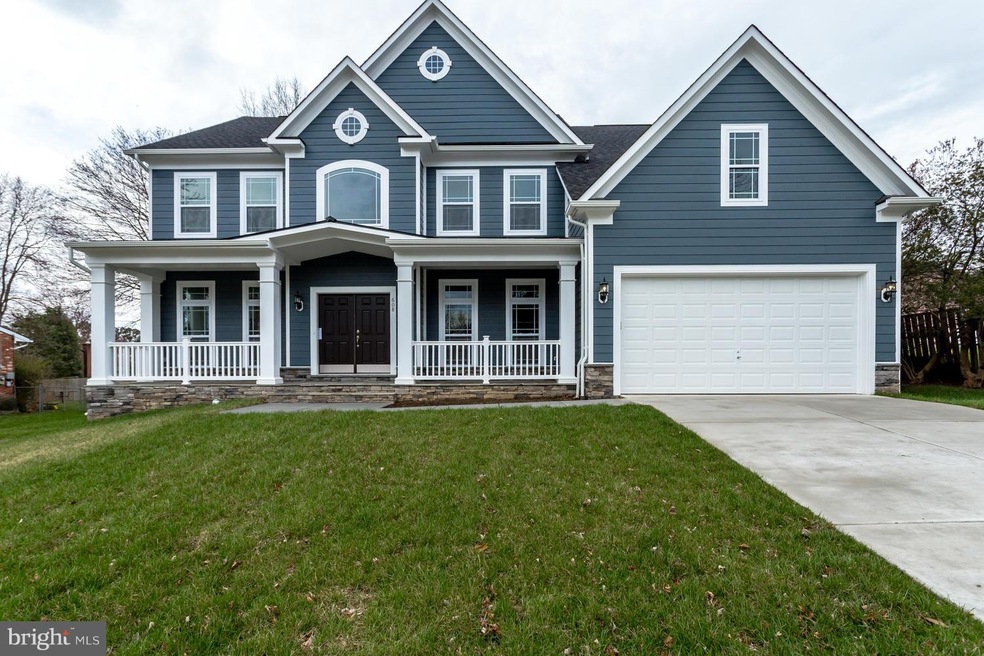 608 Old Courthouse Rd NE, Vienna, VA 22180 - photo 1