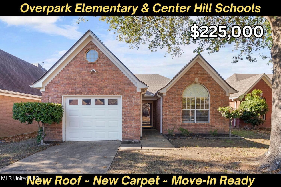 8375 Cross Point Dr, Olive Branch, MS 38654 - photo 1