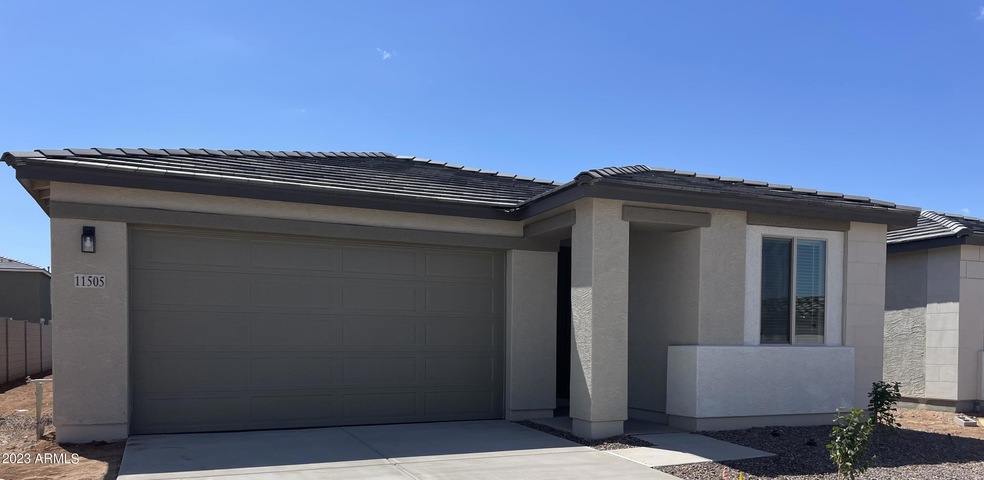 01 front elevation