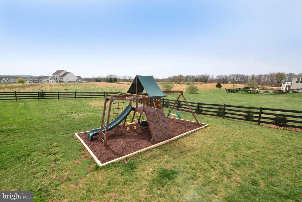 15742 Trongate Ct, Leesburg, VA 20176 - photo 1