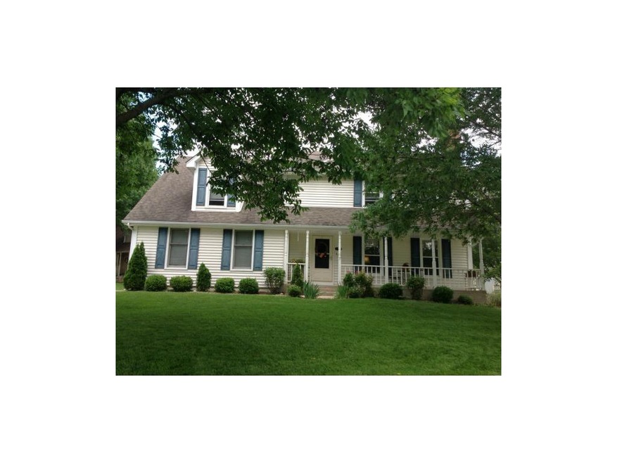 Nice corner lot on a cul-de-sac