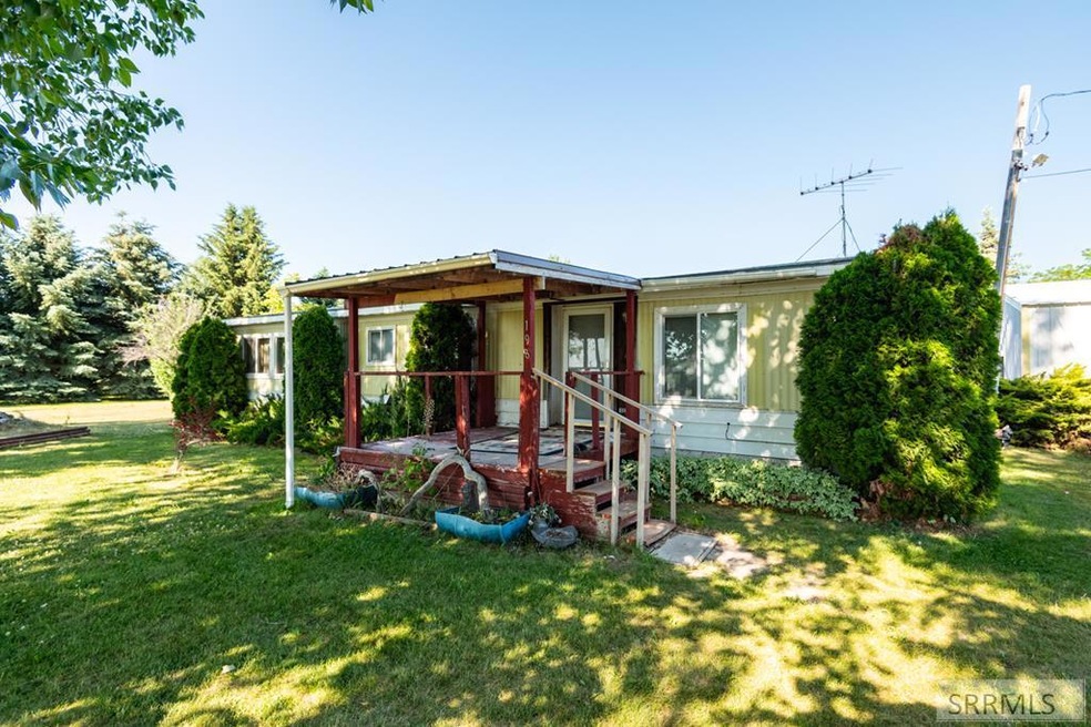 198 N 450 W, Blackfoot, ID 83221 - photo 1