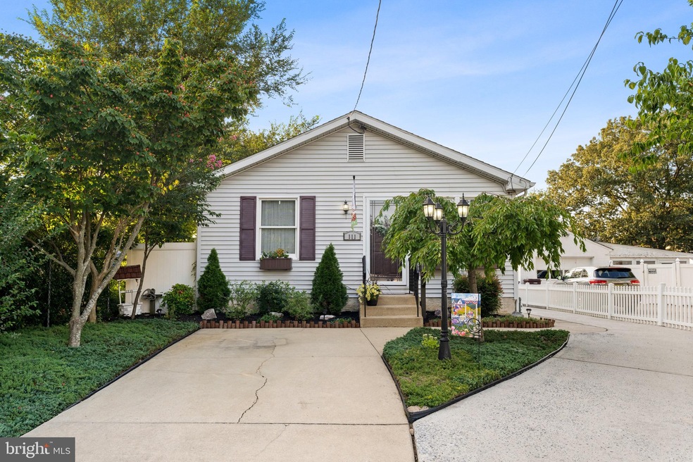 111 7th St, Riverside, NJ 08075 - photo 1