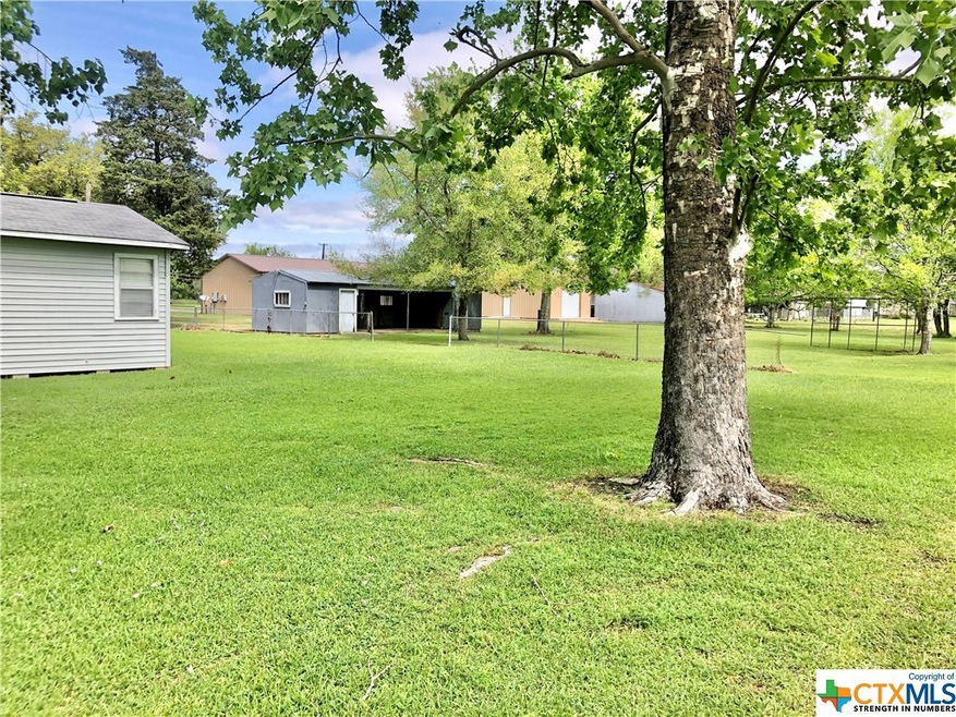 101 Cedar Vale Rd, Bay City, TX 77414 - photo 1