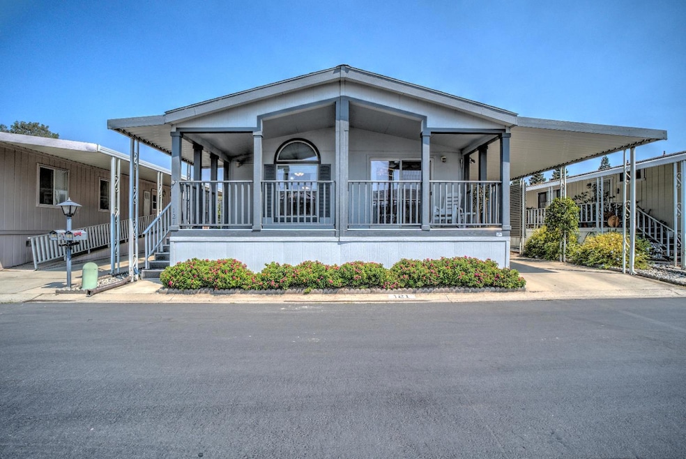 1001 Sylmar Ave unit 121, Clovis, CA 93612 - photo 1