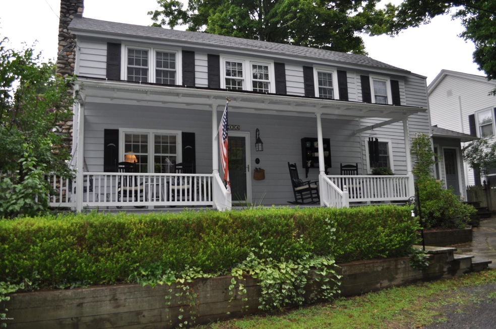 104 Sawkill Ave, Milford, PA 18337 - photo 1