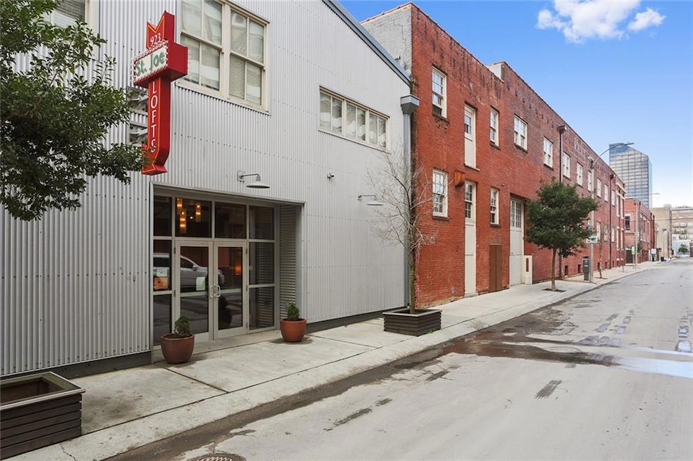 923 Constance St unit 116, New Orleans, LA 70130 - photo 1