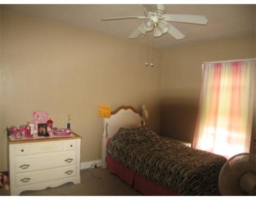 57 Pope St unit 2, Hudson, MA 01749 - photo 1