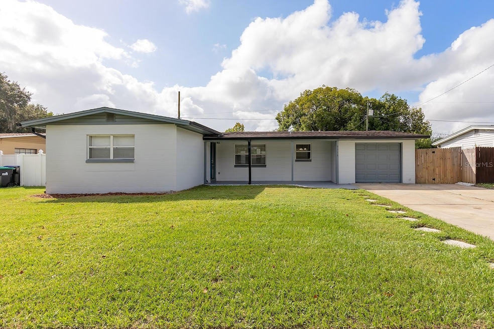 8314 Calais Cir, Orlando, FL 32825 - photo 1