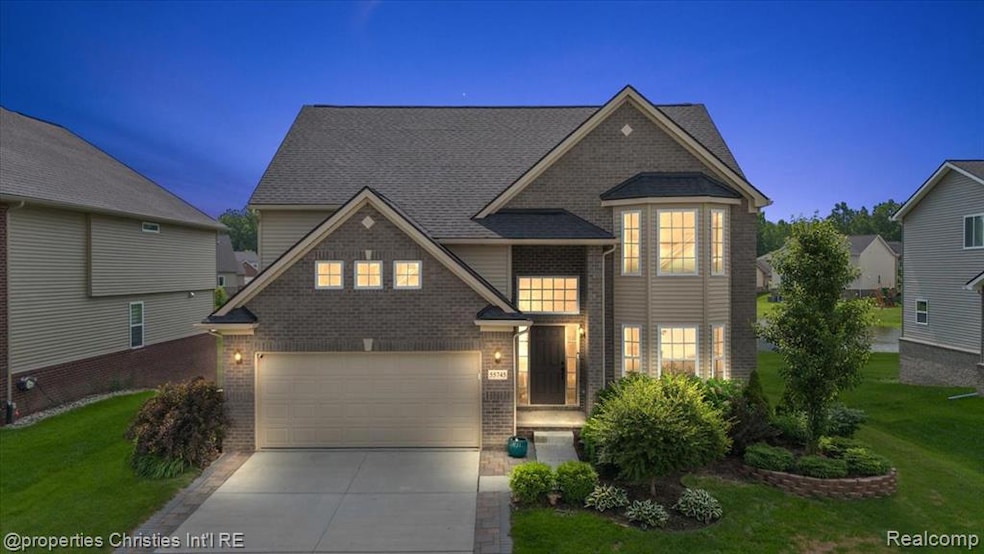 Pending $575,000 • Co-Listing Agent