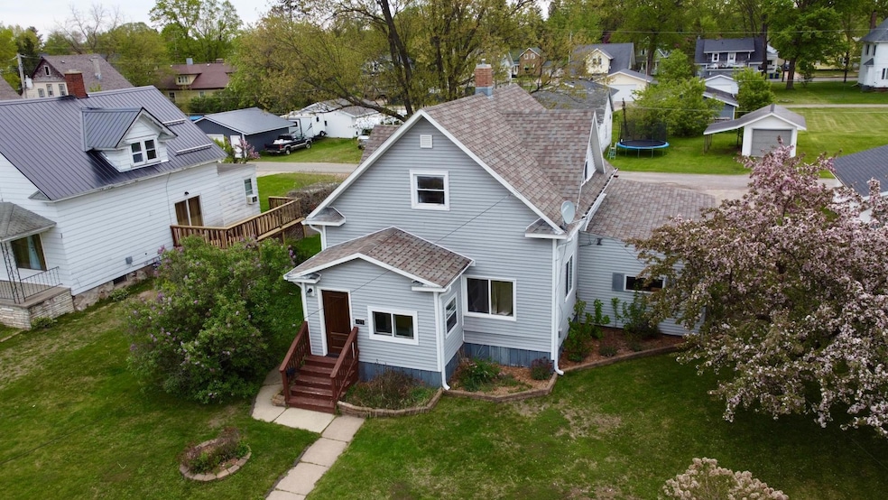 325 Hudson St, Antigo, WI 54409 - photo 1