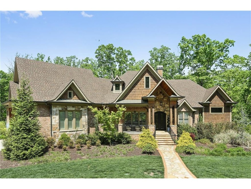 Luxury in every detail of this spectacular executi