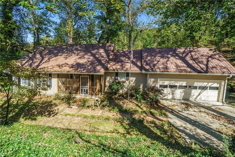 636 Crudup Dr, Gainesville, GA 30501 - photo 1