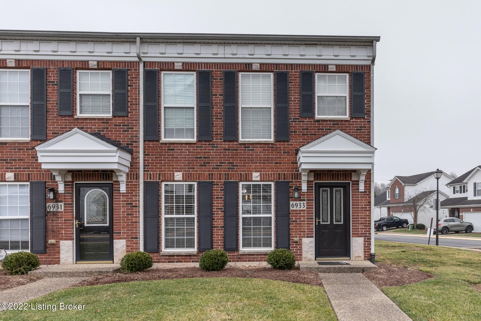 6933 Arbor Creek Dr unit 68, Louisville, KY 40228 - photo 1
