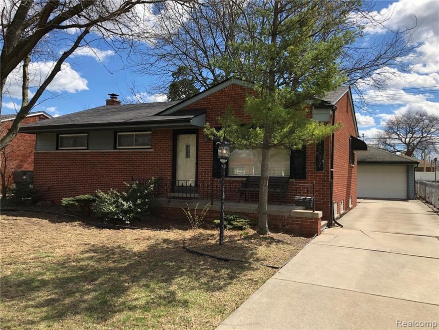 Nice Allen Park location on a tree-lined dead end 